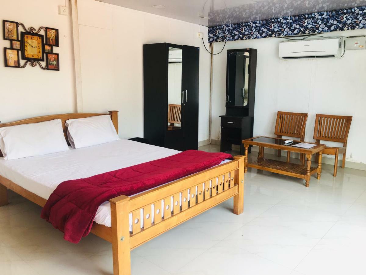 Udaya Resort Palakkad Esterno foto